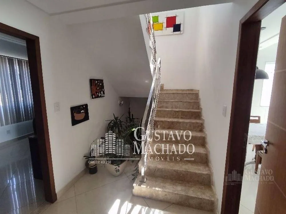 Casa, 4 quartos, 248 m² - Foto 8