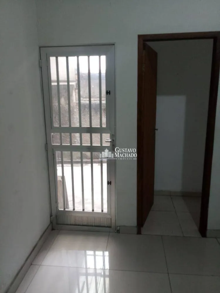 Casa, 3 quartos, 229 m² - Foto 2