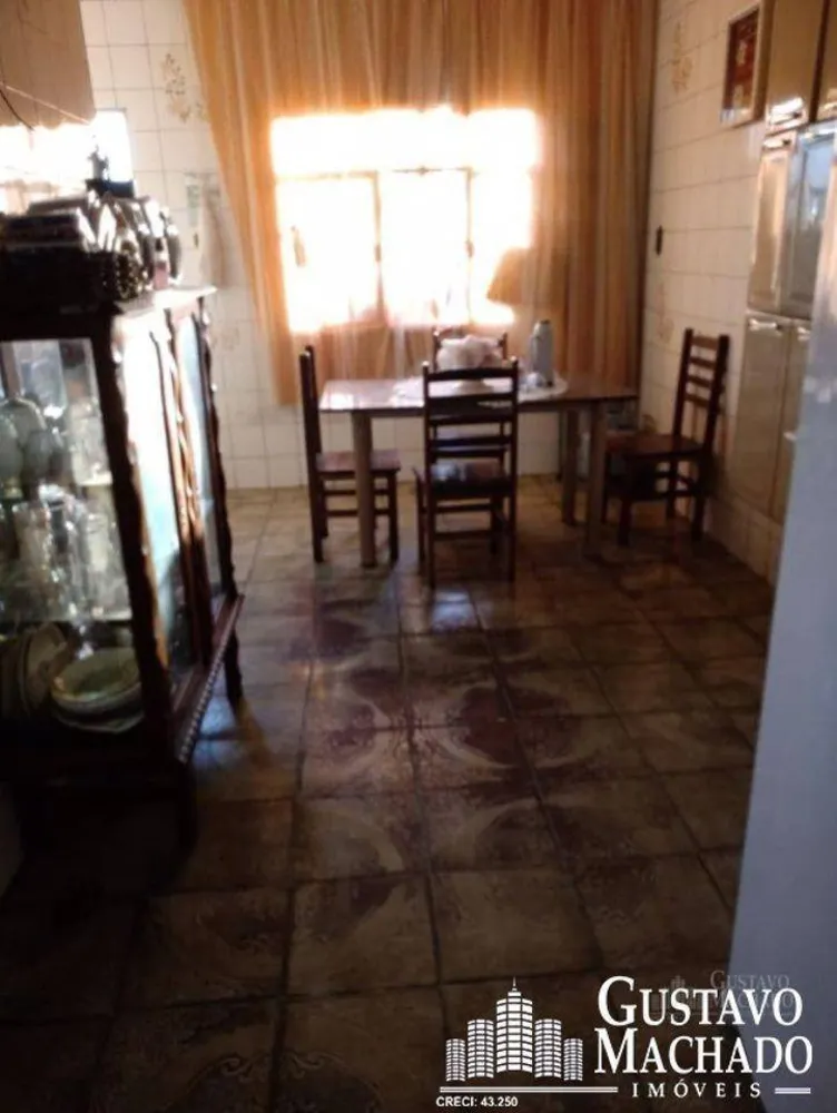 Casa, 3 quartos, 200 m² - Foto 13