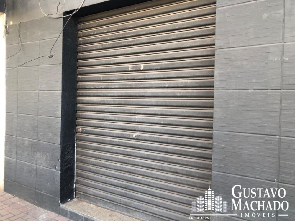 Casa à venda com 2 quartos, 150m² - Foto 2