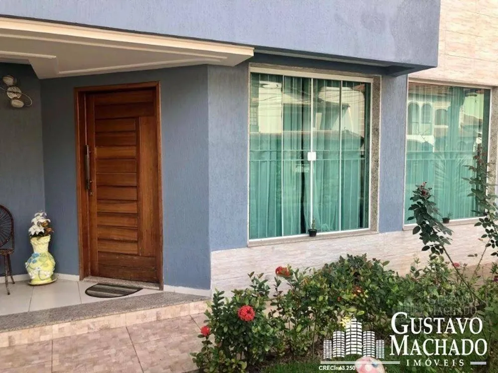 Casa, 6 quartos, 226 m² - Foto 1