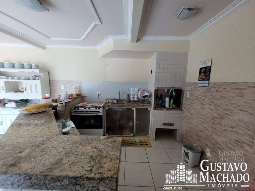 Casa, 6 quartos, 226 m² - Foto 11