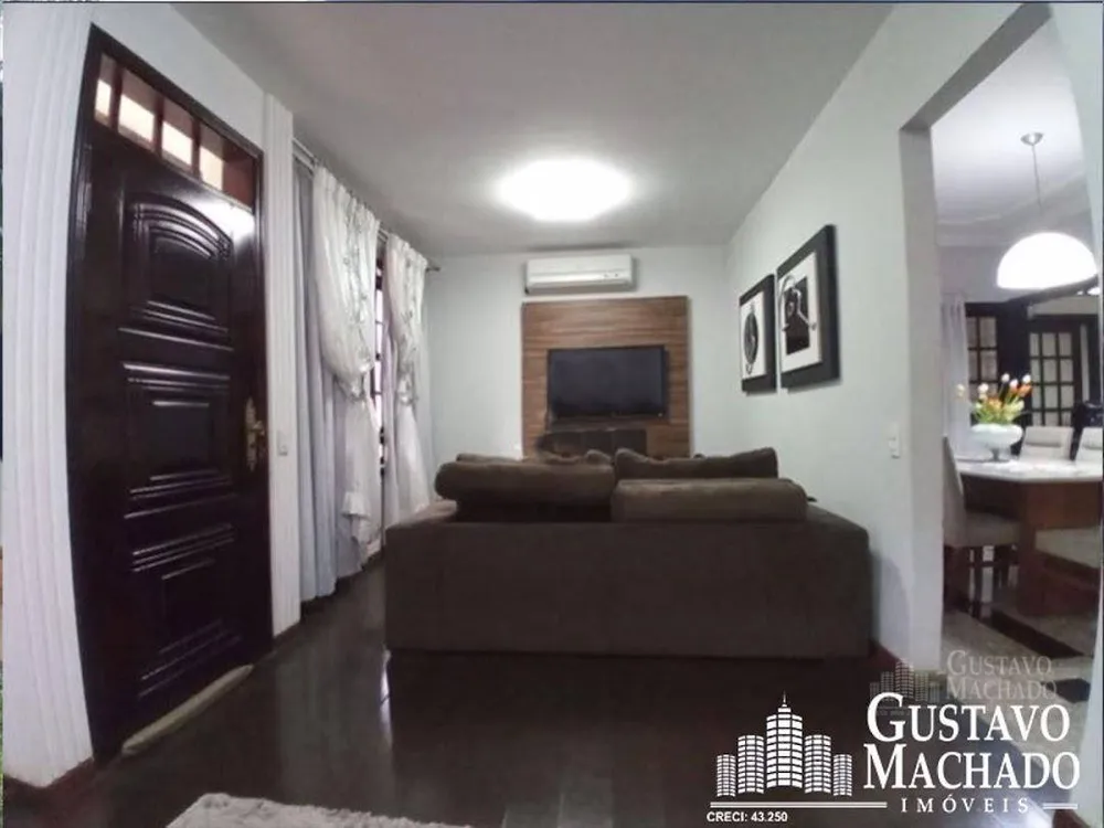 Casa, 3 quartos, 230 m² - Foto 3