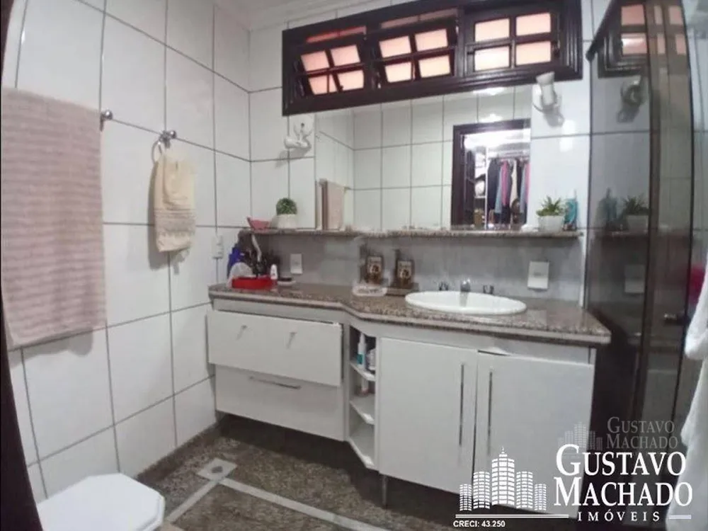 Casa, 3 quartos, 230 m² - Foto 19