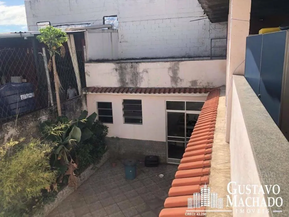 Casa, 5 quartos, 228 m² - Foto 2