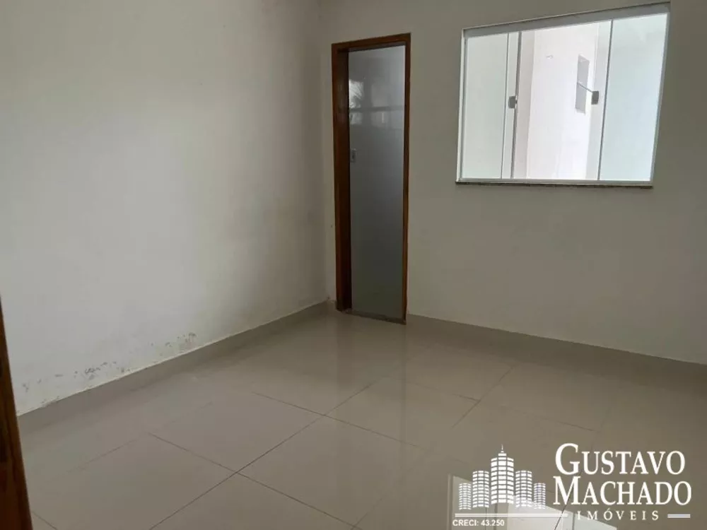 Casa à venda com 3 quartos, 110m² - Foto 2