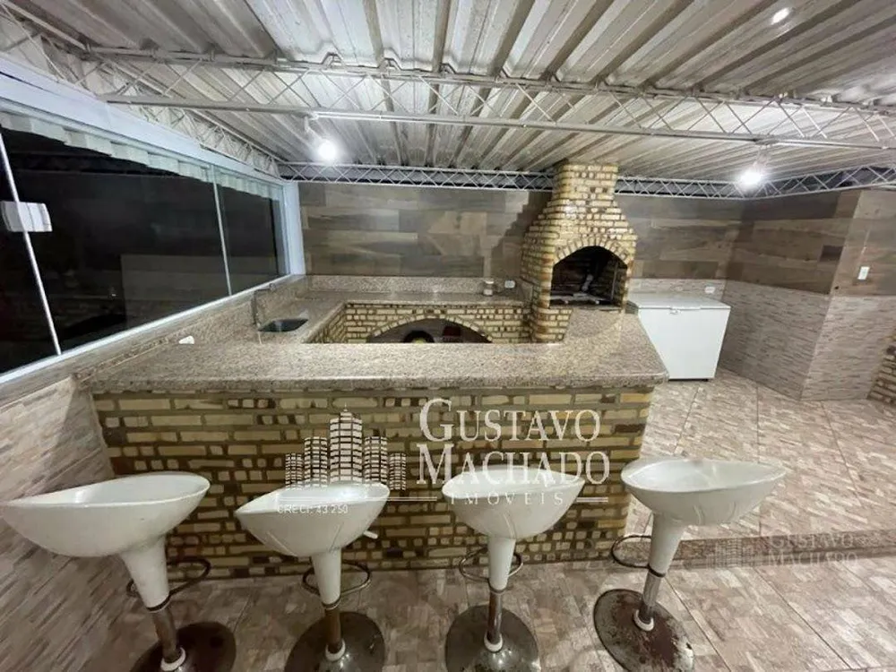 Casa, 3 quartos, 244 m² - Foto 3