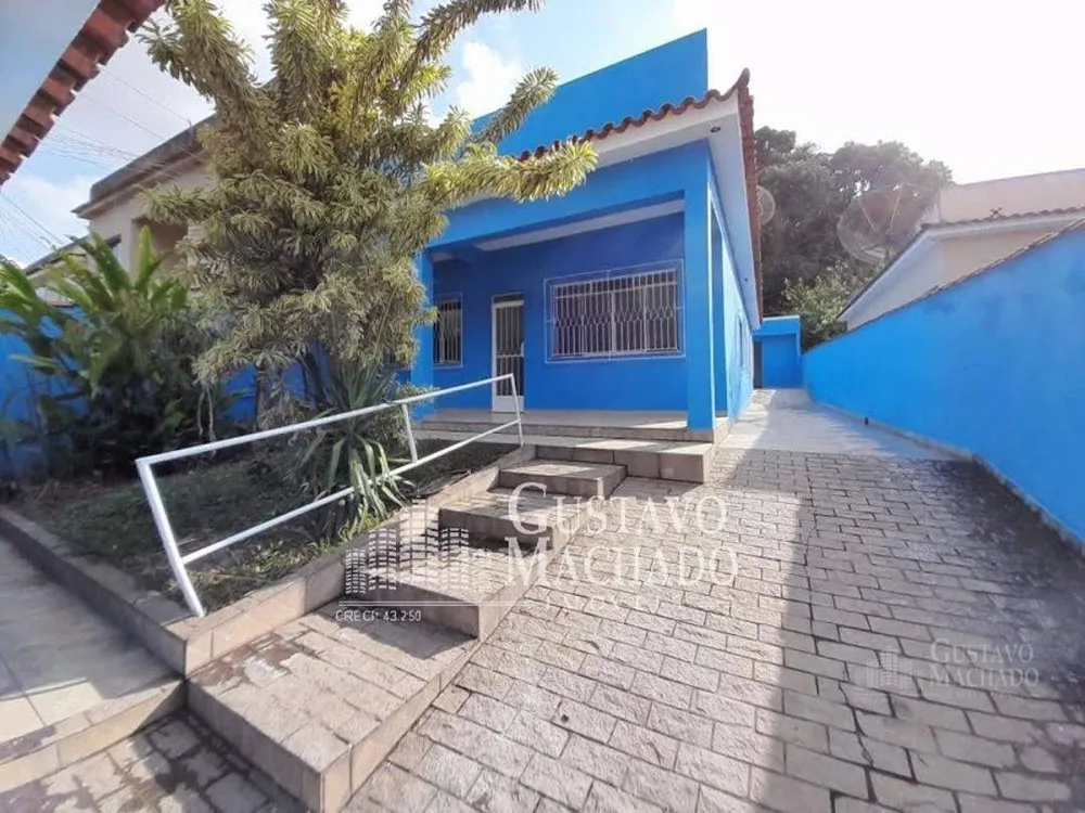 Casa, 3 quartos, 240 m² - Foto 1