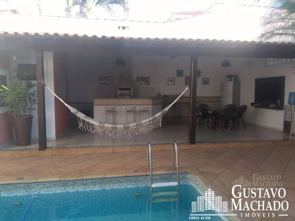 Casa, 3 quartos, 196 m² - Foto 13