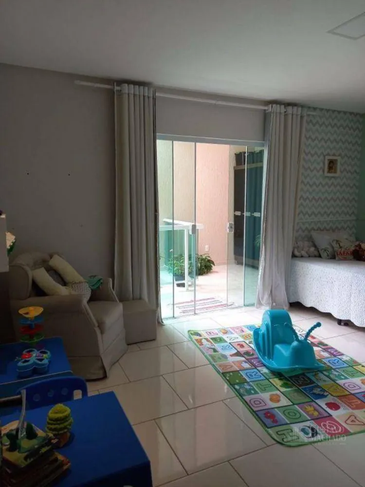 Casa, 2 quartos, 180 m² - Foto 1