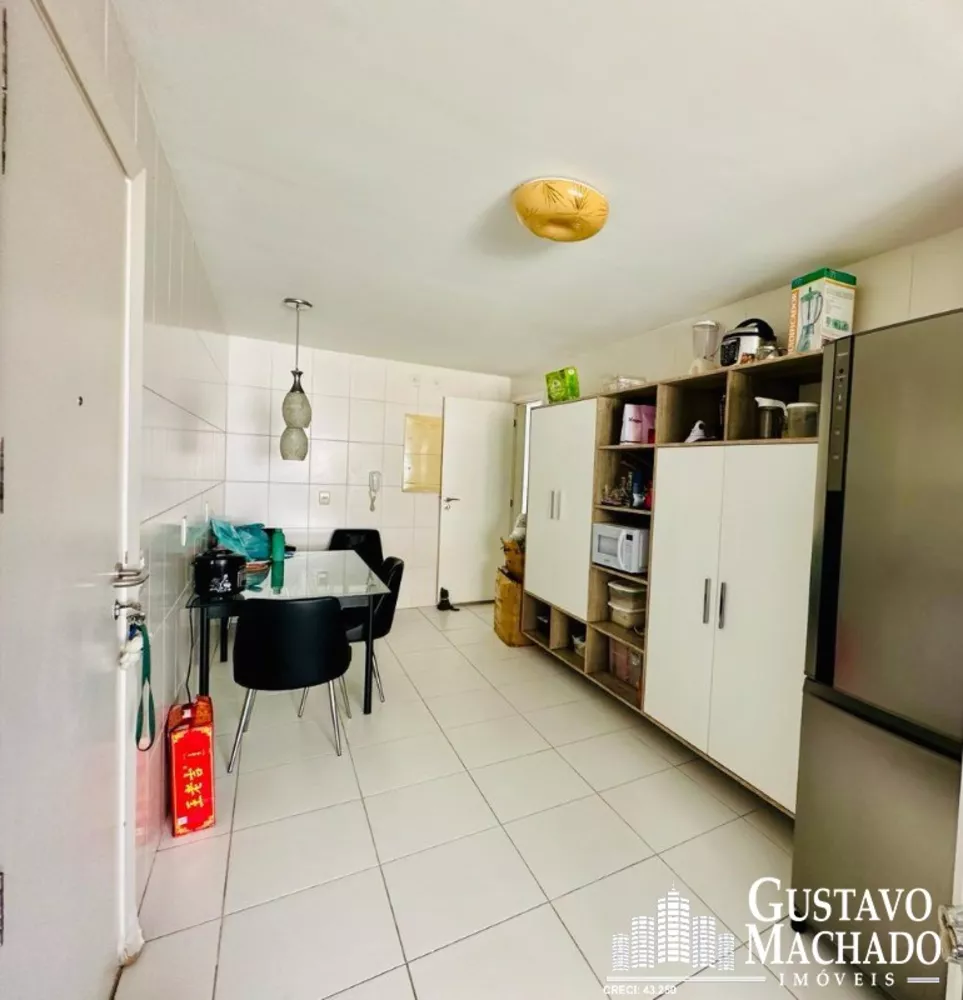 Apartamento à venda com 4 quartos, 227m² - Foto 2