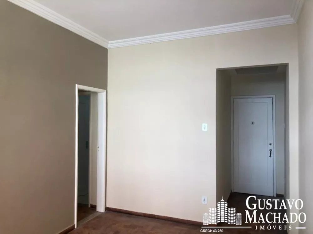 Apartamento à venda com 3 quartos, 98m² - Foto 2