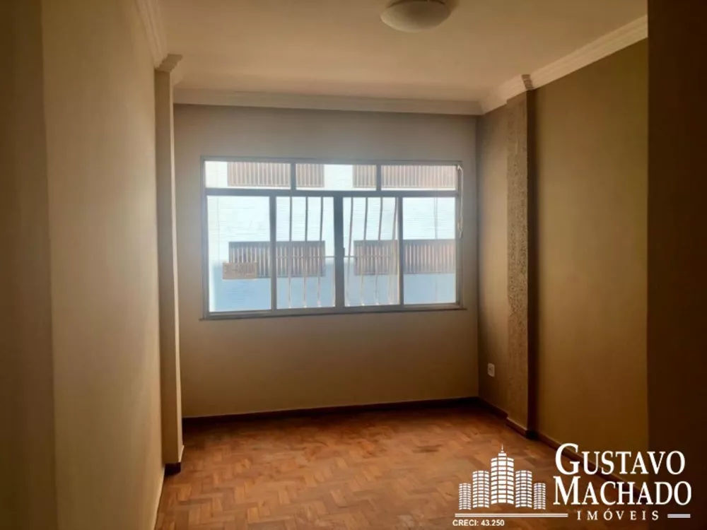 Apartamento à venda com 3 quartos, 98m² - Foto 1