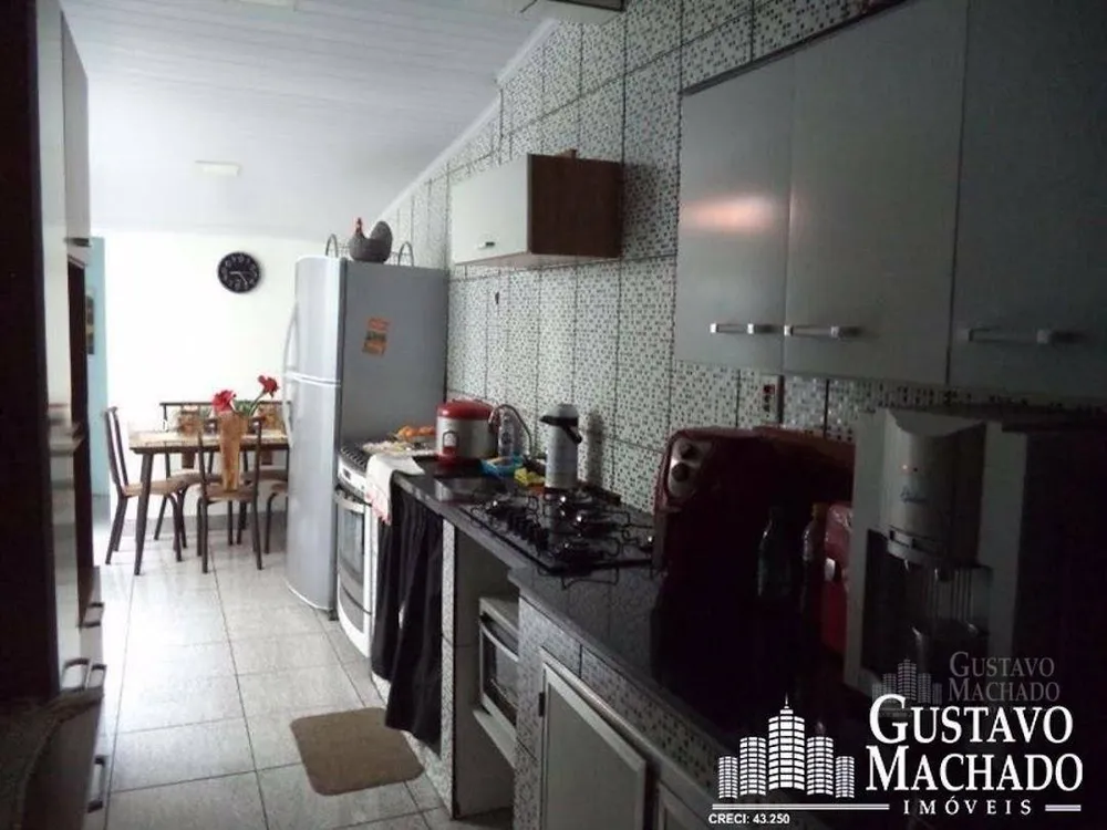 Casa, 3 quartos, 200 m² - Foto 9