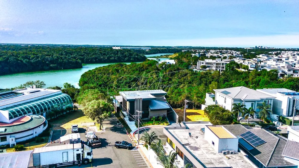 Casa de Condomínio à venda com 4 quartos, 700m² - Foto 1