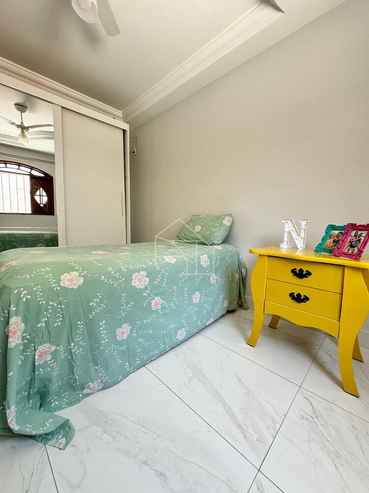 Casa, 3 quartos, 200 m² - Foto 4