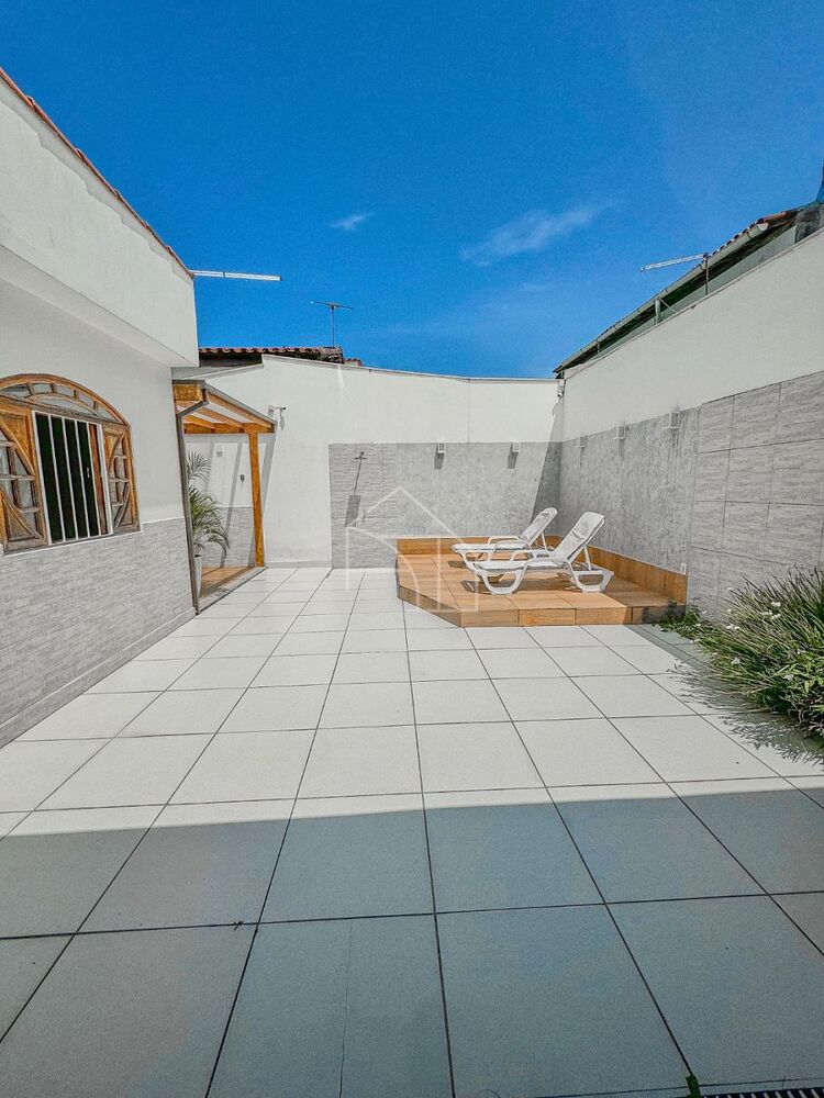 Casa, 3 quartos, 200 m² - Foto 1