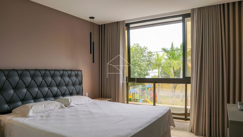 Casa de Condomínio à venda com 4 quartos, 279m² - Foto 8