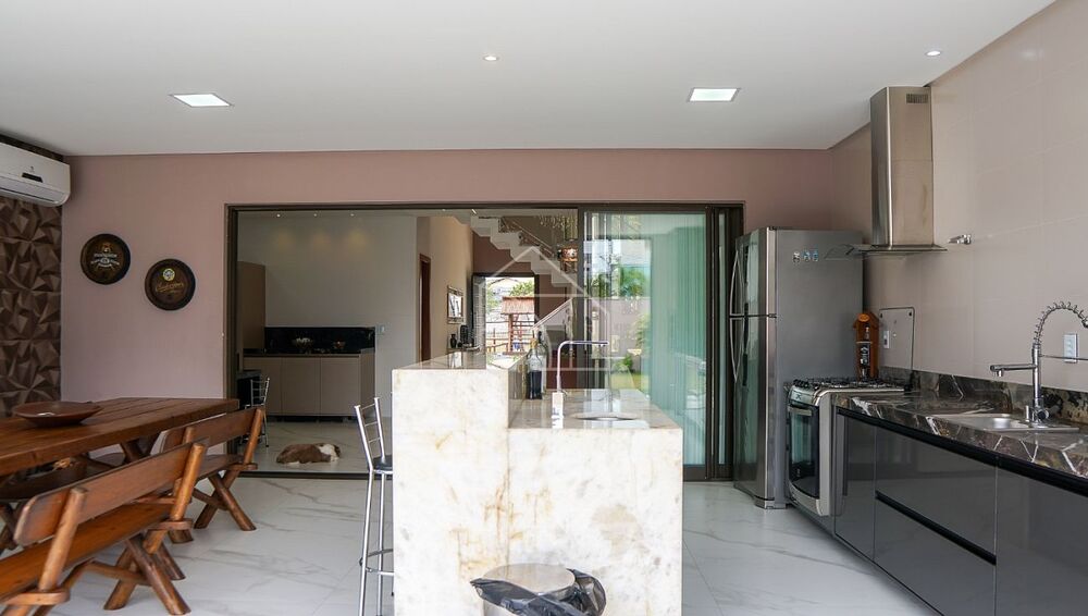 Casa de Condomínio à venda com 4 quartos, 279m² - Foto 9