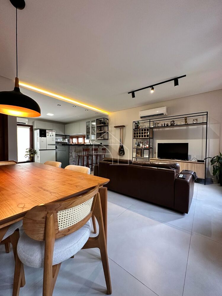 Casa à venda com 3 quartos, 120m² - Foto 5