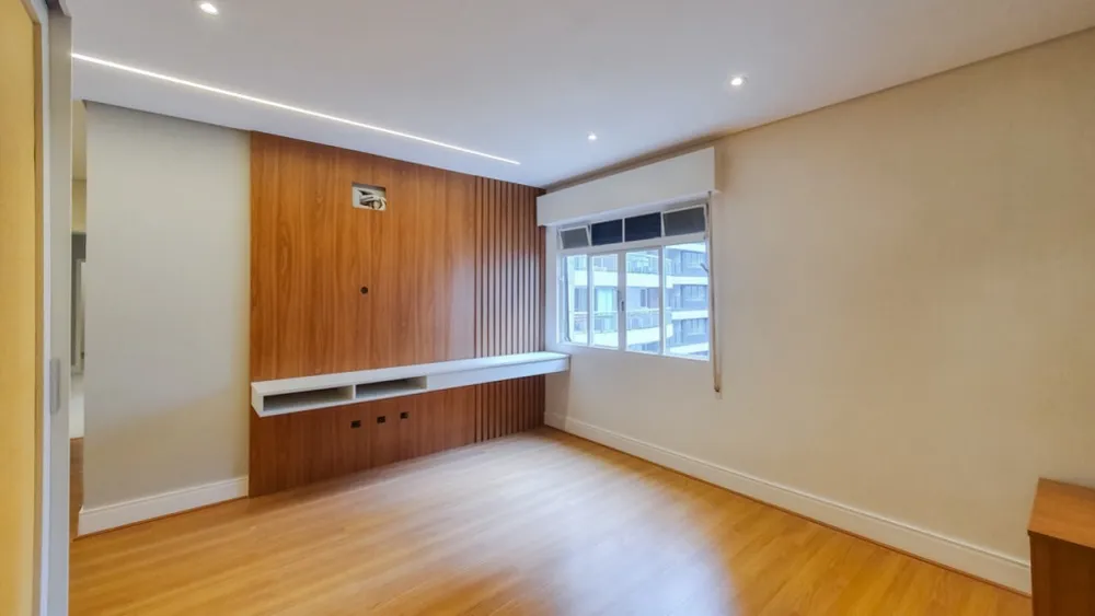 Apartamento, 3 quartos, 243 m² - Foto 1