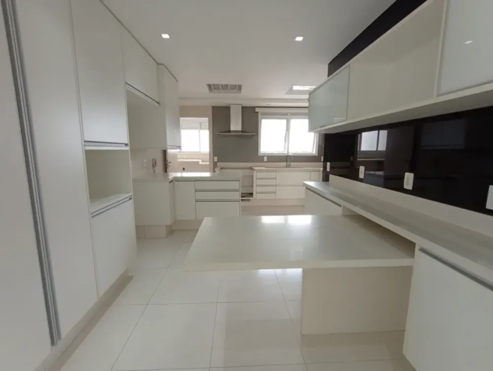 Apartamento, 4 quartos, 288 m² - Foto 1