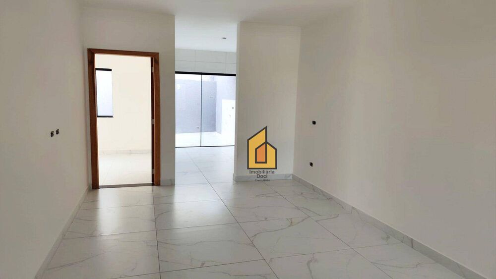 Casa à venda com 3 quartos, 67m² - Foto 3