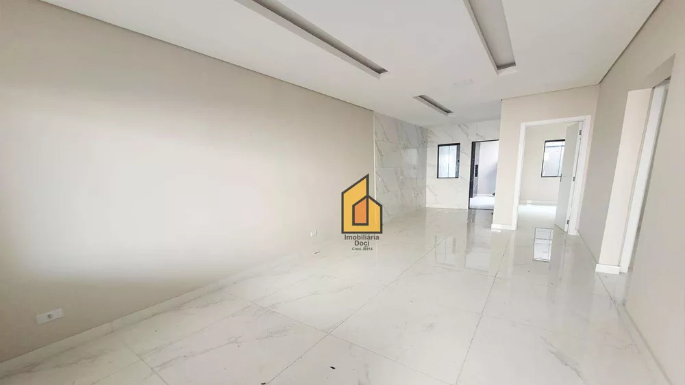 Casa à venda com 3 quartos, 85m² - Foto 1