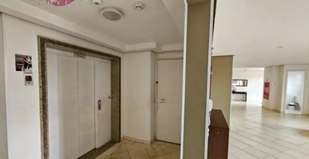 Apartamento à venda com 2 quartos, 69m² - Foto 2