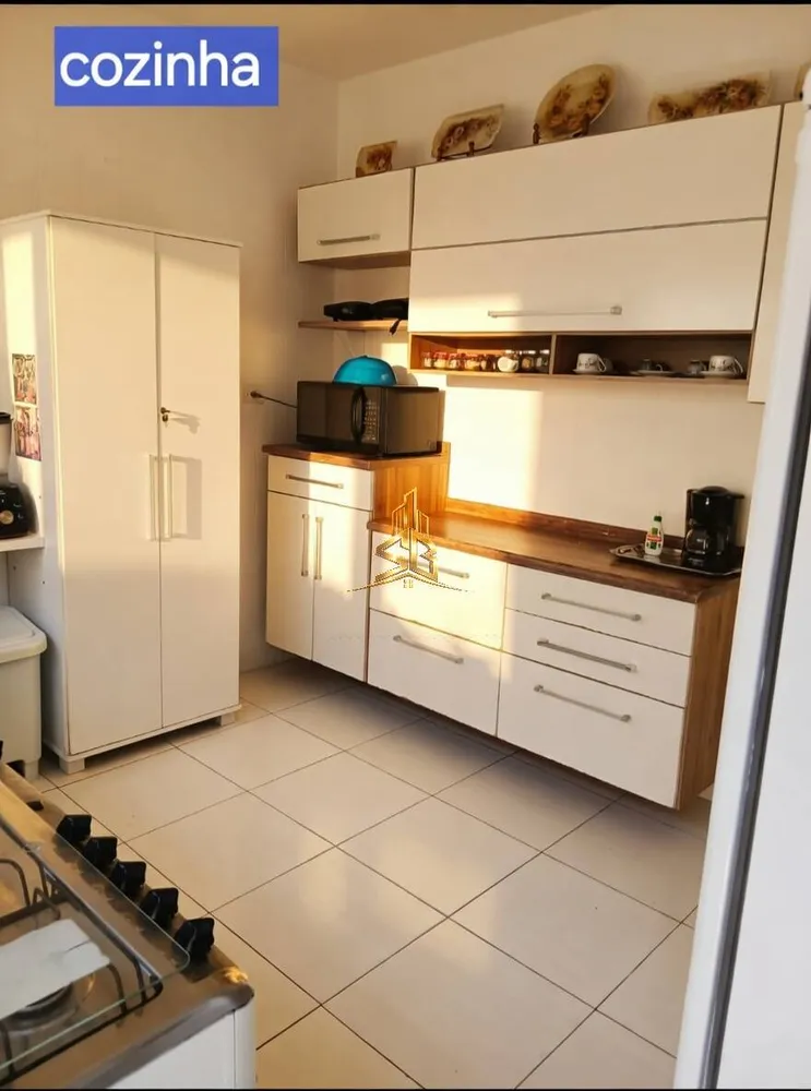 Casa, 4 quartos, 195 m² - Foto 3