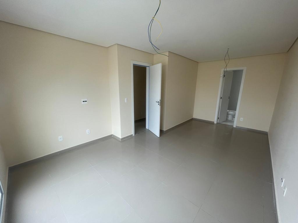 Casa de Condomínio à venda com 3 quartos, 145m² - Foto 2