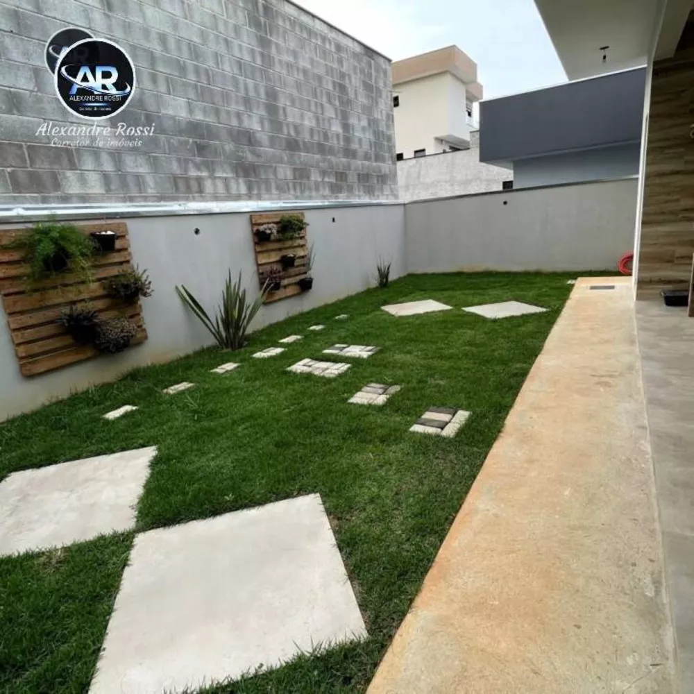 Casa de Condomínio à venda com 3 quartos, 300m² - Foto 4