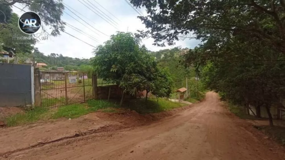 Fazenda à venda com 2 quartos, 1000m² - Foto 3