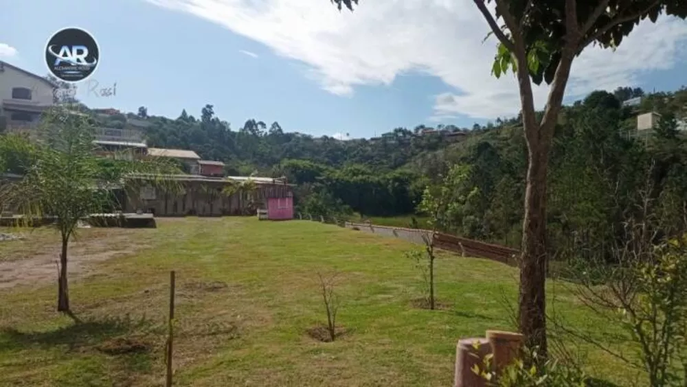 Fazenda à venda com 2 quartos, 1000m² - Foto 1