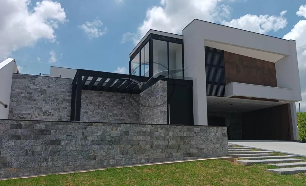 Casa de Condomínio à venda com 4 quartos, 1200m² - Foto 1