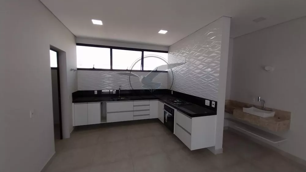 Casa de Condomínio à venda com 3 quartos, 300m² - Foto 2