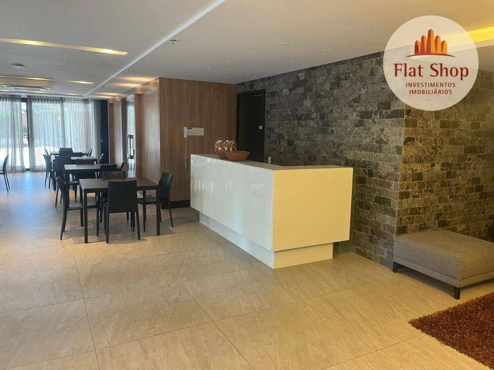 Apartamento à venda com 4 quartos, 220m² - Foto 2