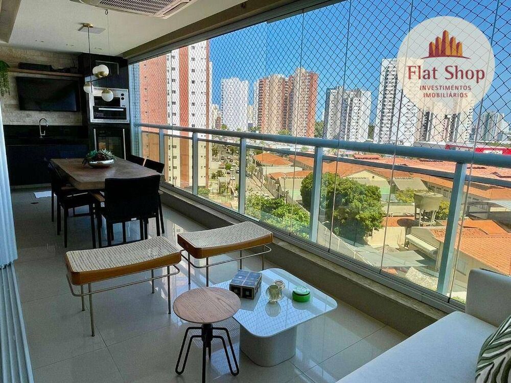 Apartamento à venda com 3 quartos, 156m² - Foto 1