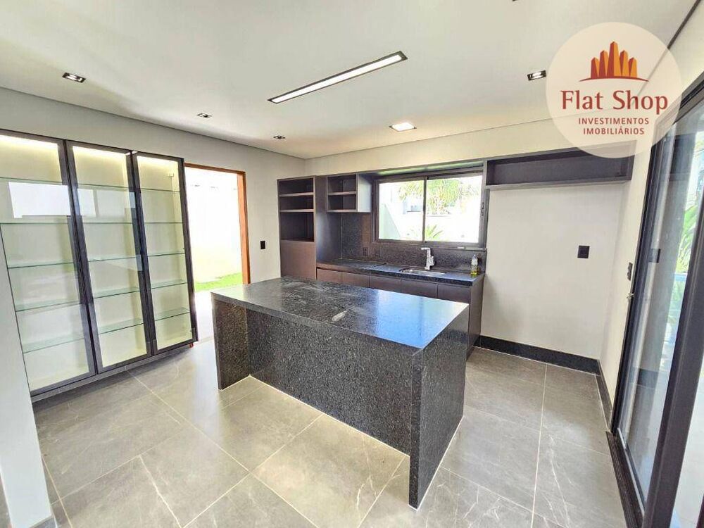 Casa de Condomínio à venda com 4 quartos, 263m² - Foto 5