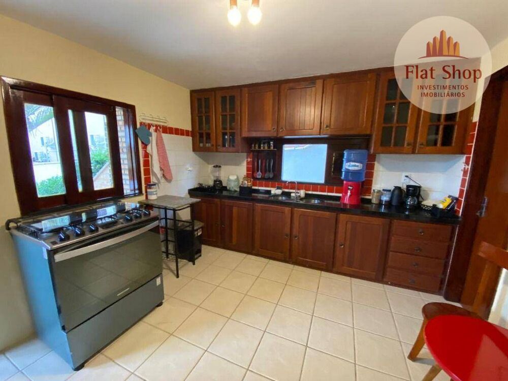 Casa à venda com 3 quartos, 260m² - Foto 16