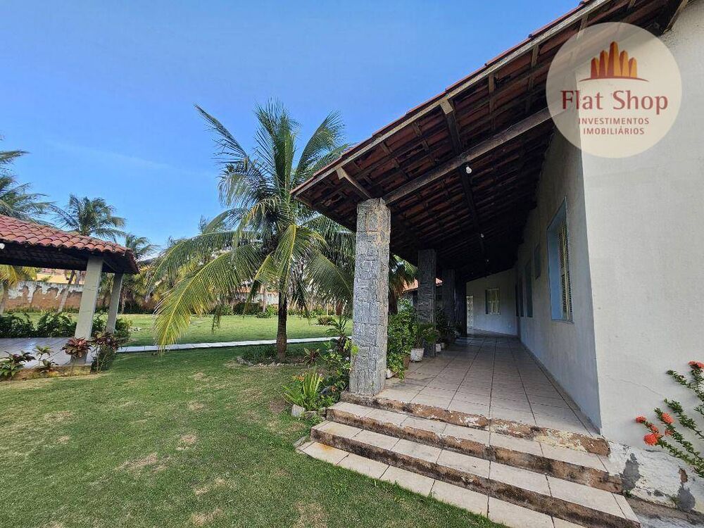 Casa à venda com 4 quartos, 358m² - Foto 1