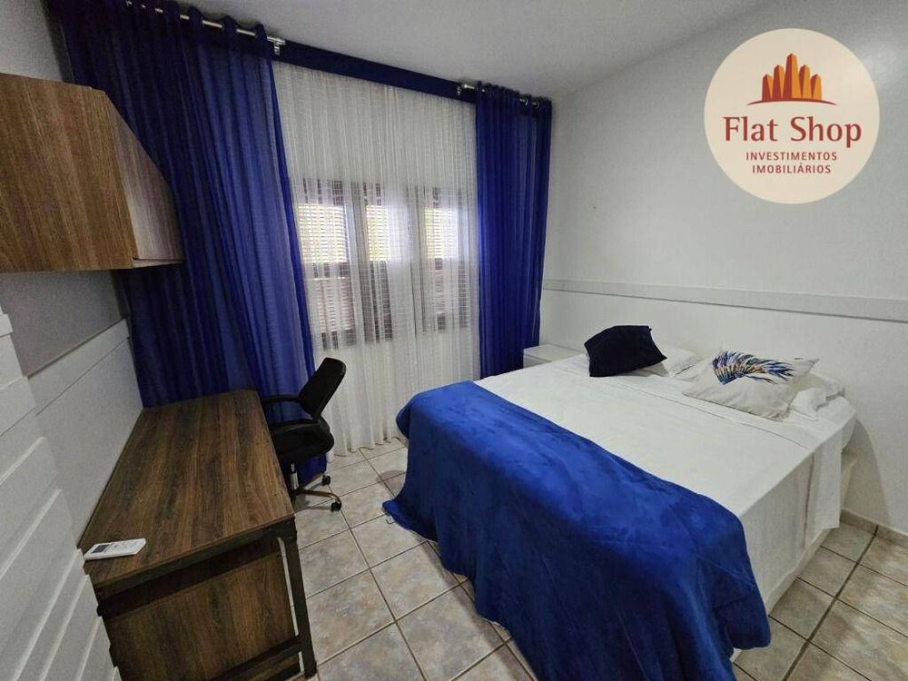 Casa à venda com 3 quartos, 266m² - Foto 14
