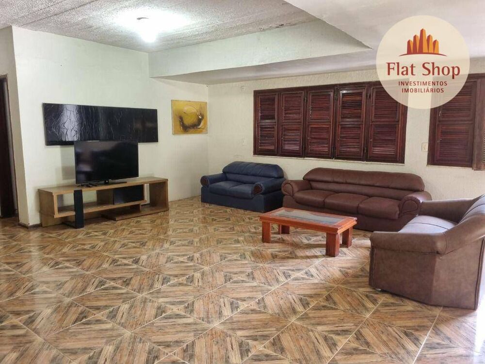 Casa à venda com 6 quartos, 460m² - Foto 9