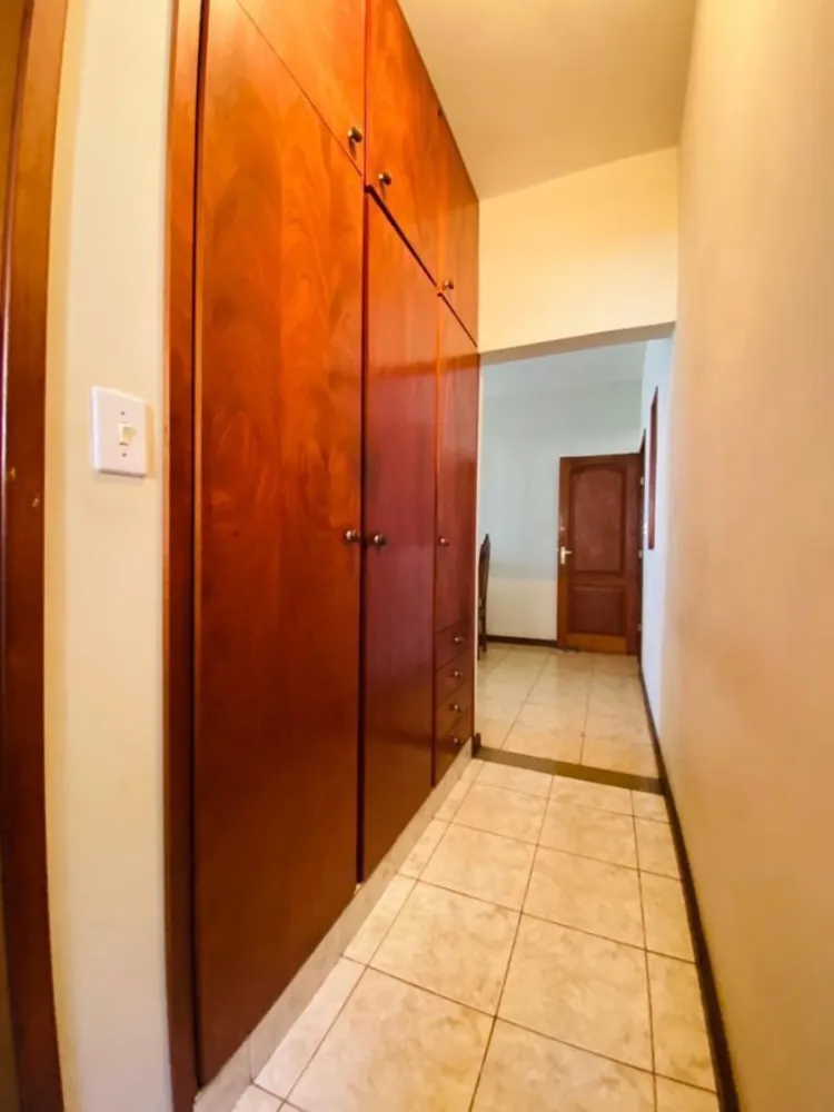 Casa, 4 quartos, 360 m² - Foto 10