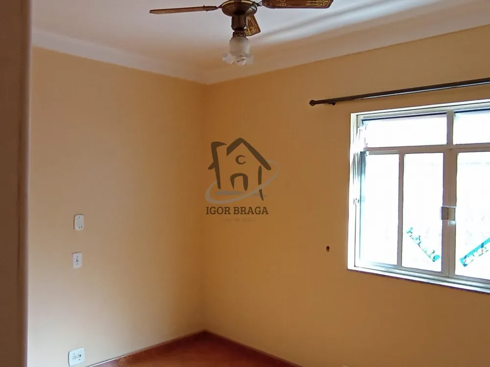 Casa, 6 quartos, 140 m² - Foto 2