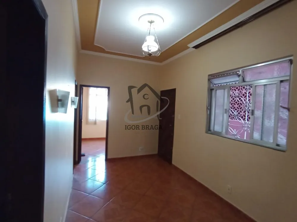 Casa, 6 quartos, 140 m² - Foto 1