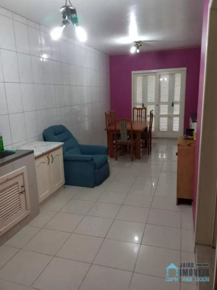 Casa à venda com 3 quartos, 90m² - Foto 11