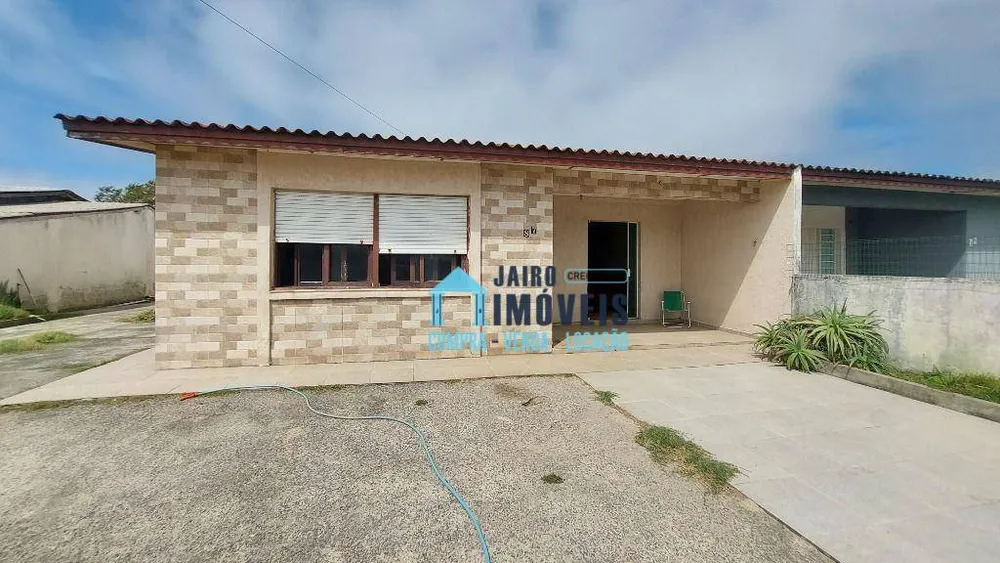 Casa, 4 quartos, 180 m² - Foto 1