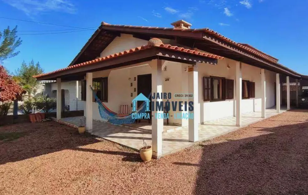 Casa, 3 quartos, 179 m² - Foto 1