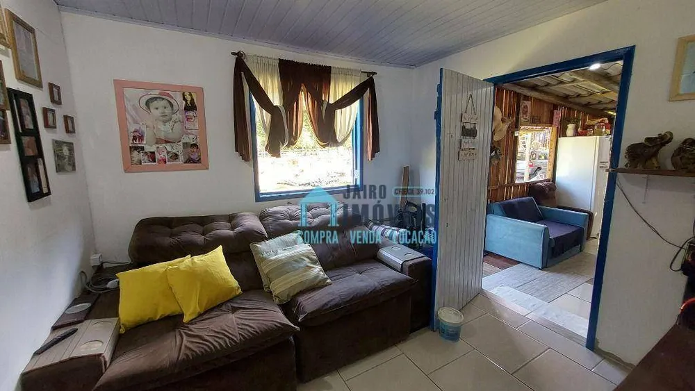 Sítio, 2 quartos, 8005 m² - Foto 9